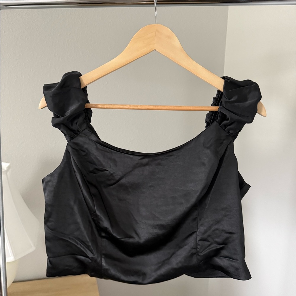 NEW Wild Fable Black Satin Crop Top Size XL‎